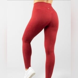 BuffBunny Red Camo High Rise Yoga Training Leggings | Sculpting Athletic Gym